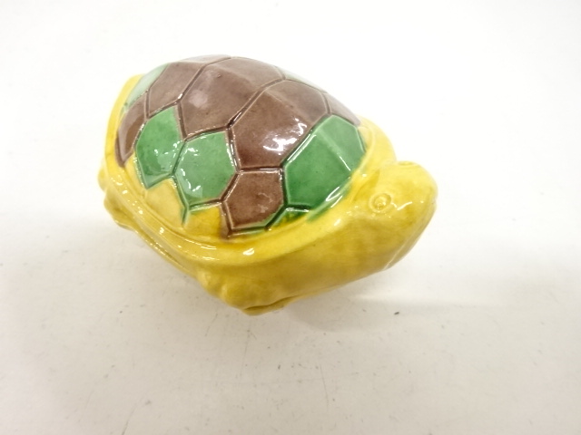  横石嘉助造　三彩　亀　香合